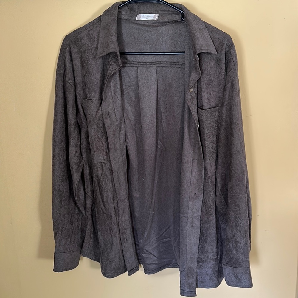 Alter’d State button up
